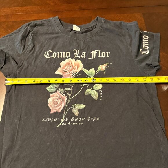 Como La Flor Graphic T-Shirt XL By La Luna selena quintanilla - Picture 7 of 7